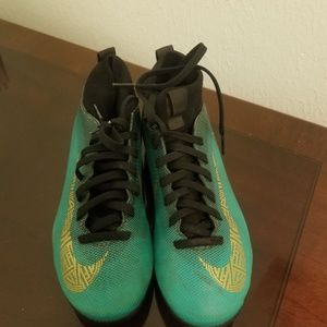 Youth boys Nike soccer cleats